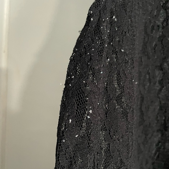 Guess Black Lace Sheer Sleeveless Shirt Size Large - Picture 6 of 6